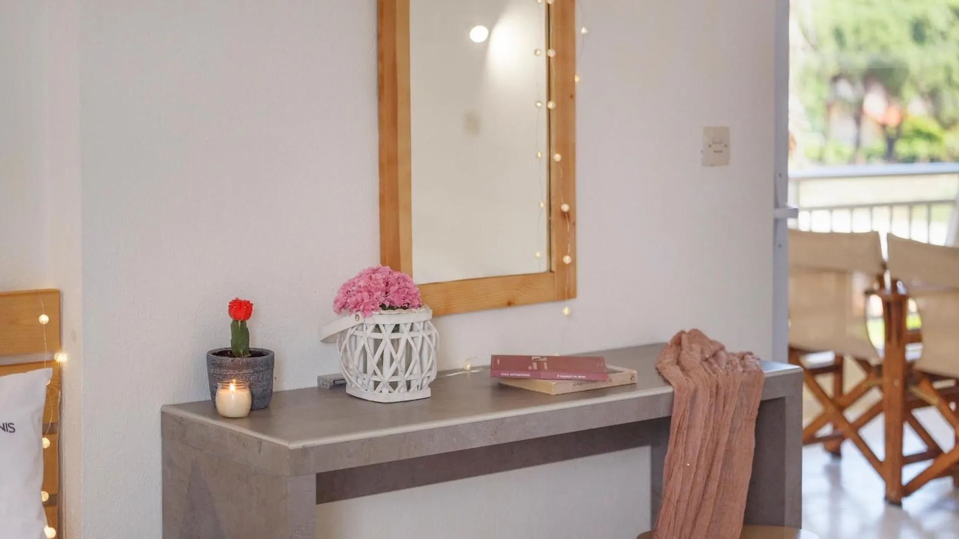 Vamvini Hotel Sarti 0*,